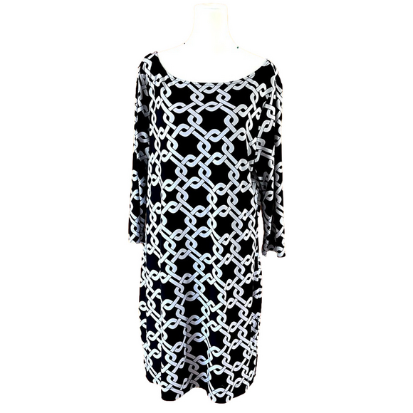Banana Republic Dresses & Skirts - Banana Republic Black and White Midi Dress